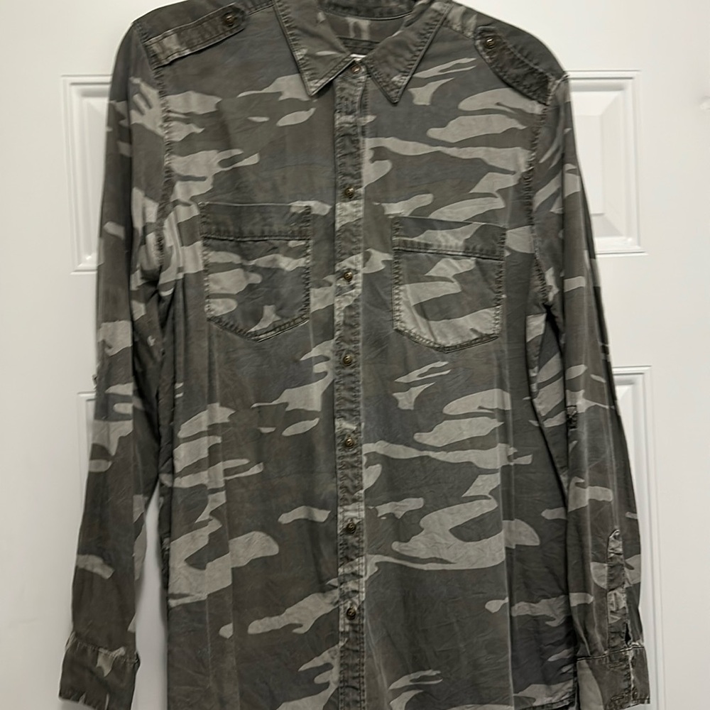 EXPRESS Camouflage Military oversized shirt